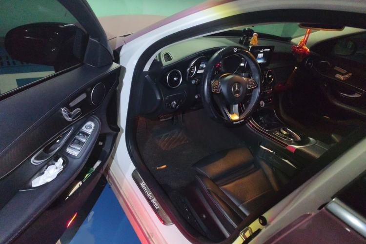 Used Mercedes-Benz C-Class 2016 C 200 L Sport Edition Interior 3