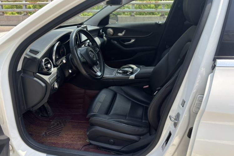 Used Mercedes-Benz C-Class 2016 C 180 L Sport Edition Interior 3