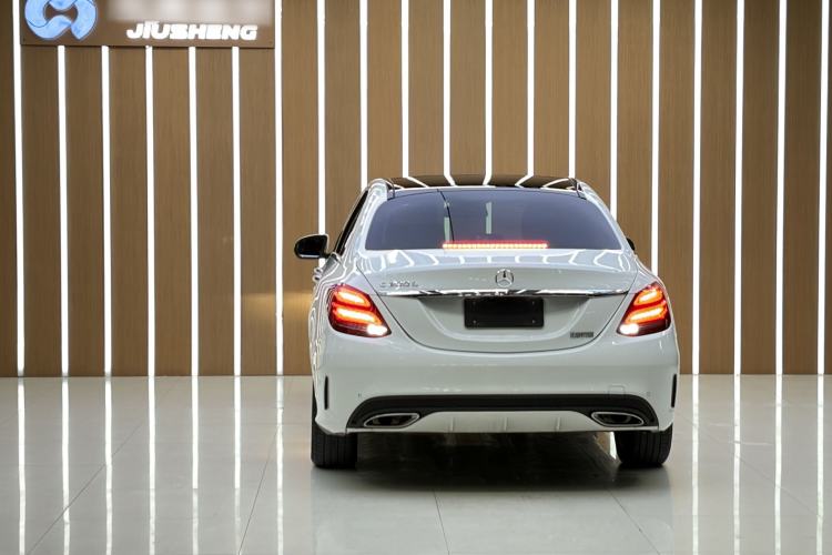 Used Mercedes-Benz C-Class 2016 C 200 L Sport Edition Interior 3