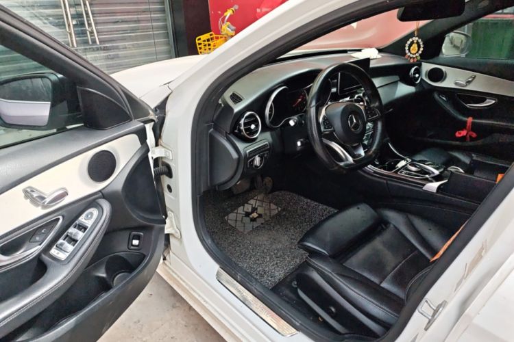 Used Mercedes-Benz C-Class 2016 C 200 Sport Edition Interior 3