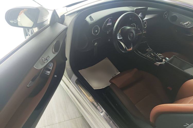 Used Mercedes-Benz C-Class 2016 C 200 Coupe Interior 3