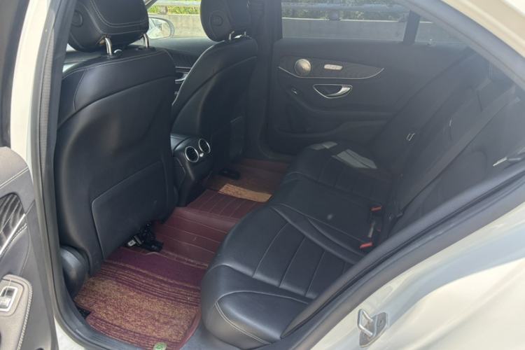 Used Mercedes-Benz C-Class 2016 C 180 L Sport Edition Interior 4