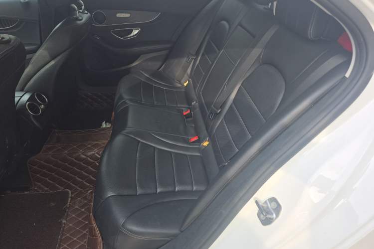Used Mercedes-Benz C-Class 2016 C 200 L Sport Edition Interior 4