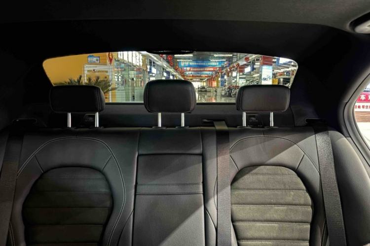 Used Mercedes-Benz C-Class 2016 C 200 Sport Edition Interior 5