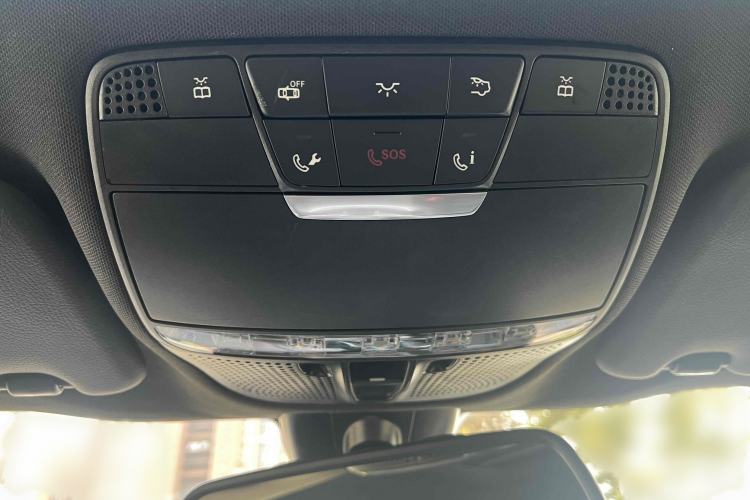 Used Mercedes-Benz C-Class 2016 C 200 Coupe Interior 6