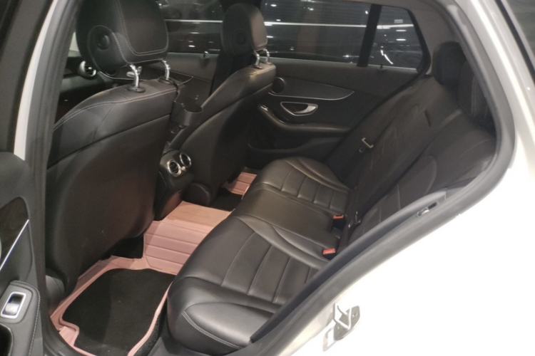 Used Mercedes-Benz C-Class 2016 C 180 Estate Interior 7