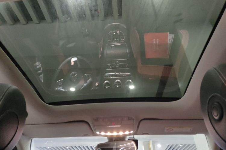 Used Mercedes-Benz C-Class 2016 C 180 Estate Interior 8