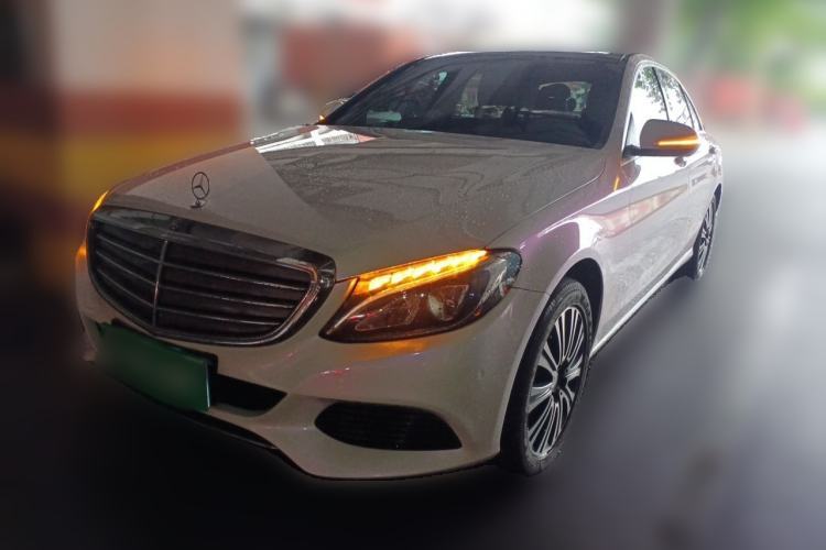 Used Mercedes-Benz C-Class 2016 C 200 L Guazi used car, China used car export, Used car for sale, Used Mercedes-Benz cars, Cheapest cars for sale