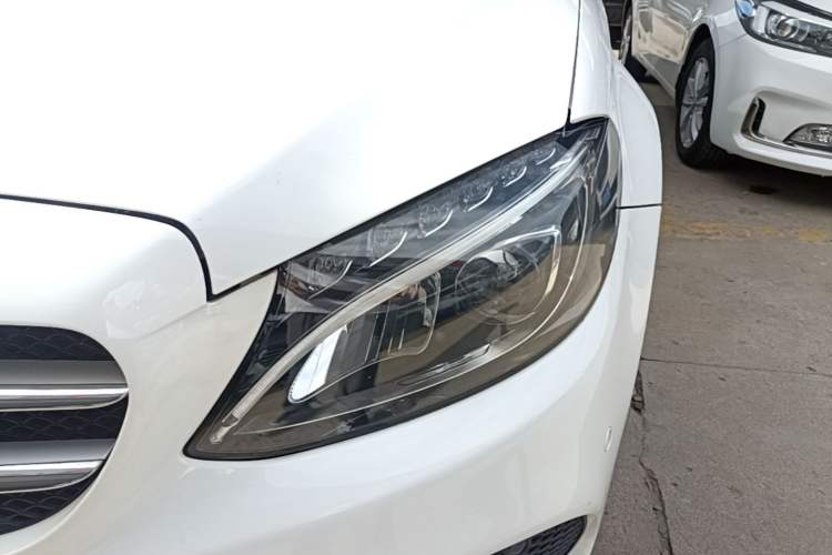 Used Mercedes-Benz C-Class 2016 C 200 L Sport Edition Left Front Headlight
