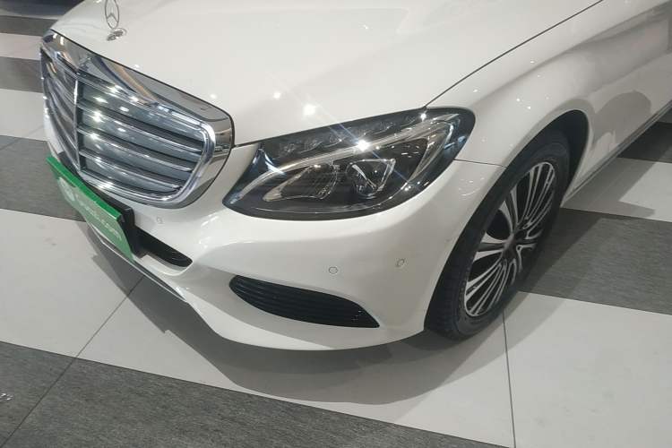 Used Mercedes-Benz C-Class 2016 C 200 L Left Front Headlight