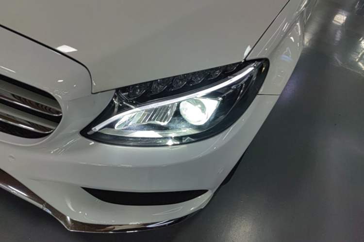 Used Mercedes-Benz C-Class 2016 C 180 L Sport Edition Left Front Headlight