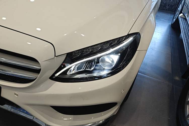 Used Mercedes-Benz C-Class 2016 C 180 Estate Left Front Headlight