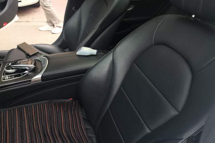 Used Mercedes-Benz C-Class 2016 C 200 L 4MATIC Sport Edition Left Front Seat