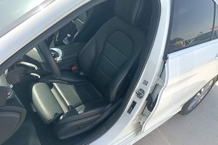 Used Mercedes-Benz C-Class 2016 C 200 L Sport Edition Left Front Seat