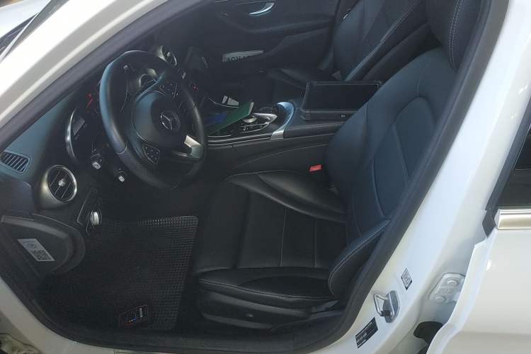 Used Mercedes-Benz C-Class 2016 C 180 Estate Left Front Seat