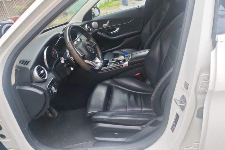 Used Mercedes-Benz C-Class 2016 C 300 station wagon Left Front Seat