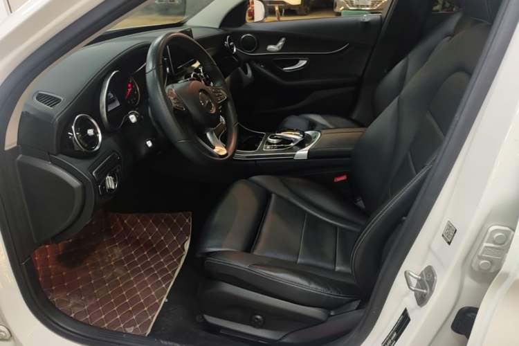 Used Mercedes-Benz C-Class 2016 C 180 L Sport Edition Left Front Seat