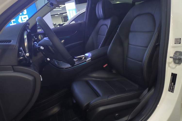 Used Mercedes-Benz C-Class 2016 C 200 L Sport Edition Left Front Seat