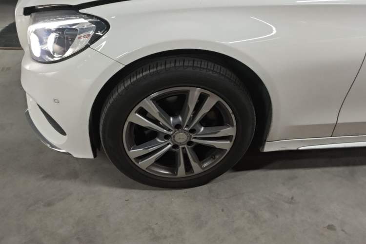 Used Mercedes-Benz C-Class 2016 C 200 L Sport Edition Left Front Wheel Hub