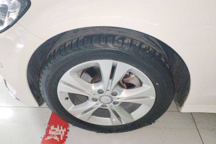 Used Mercedes-Benz C-Class 2016 C 180 Estate Left Front Wheel Hub