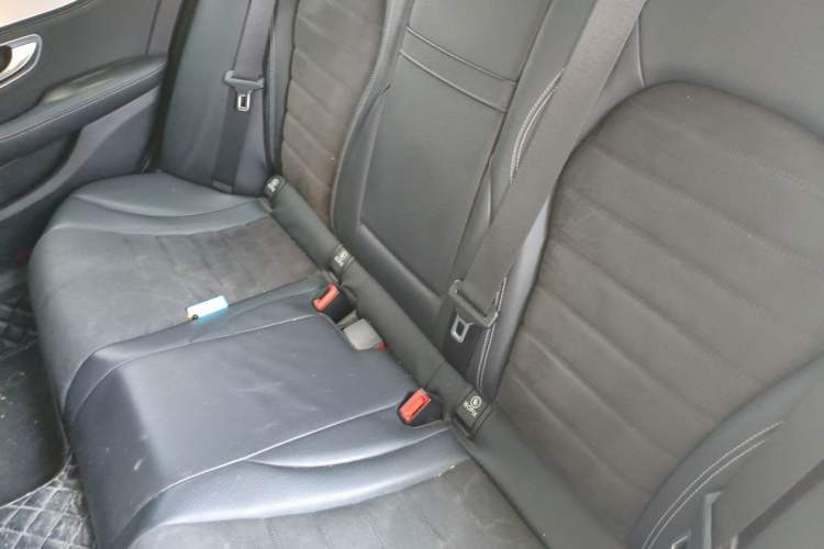 Used Mercedes-Benz C-Class 2016 C 200 Sport Edition Left Rear Seat