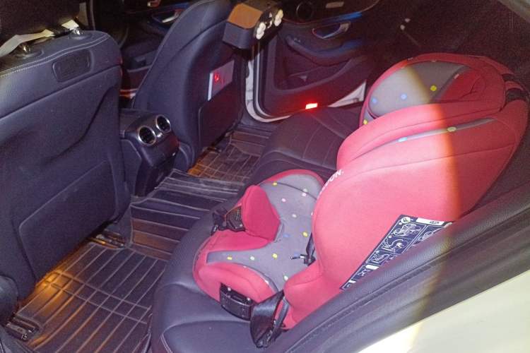 Used Mercedes-Benz C-Class 2016 C 200 L Sport Edition Left Rear Seat