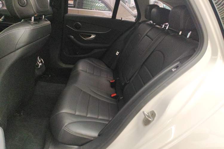 Used Mercedes-Benz C-Class 2016 C 180 Estate Left Rear Seat