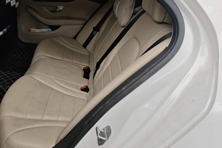 Used Mercedes-Benz C-Class 2016 C 200 L Sport Edition Left Rear Seat