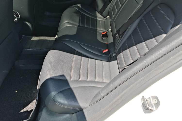Used Mercedes-Benz C-Class 2016 C 200 L Left Rear Seat