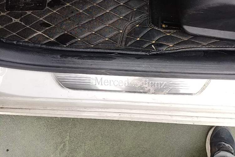 Used Mercedes-Benz C-Class 2016 C 200 Sport Edition Left Side Sill