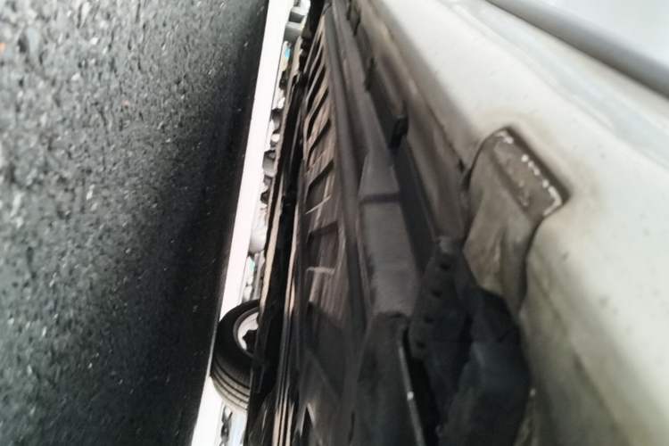 Used Mercedes-Benz C-Class 2016 C 200 L 4MATIC Sport Edition Left Side Sill
