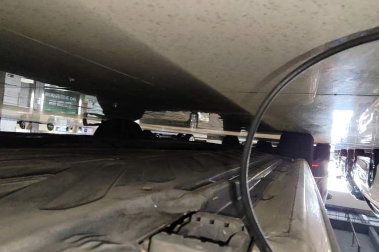 Used Mercedes-Benz C-Class 2016 C 180 L Sport Edition Left Side Sill