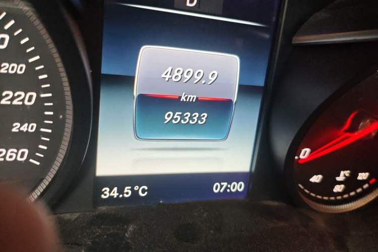 Used Mercedes-Benz C-Class 2016 C 200 Sport Edition Odometer Close Up