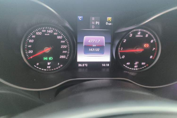 Used Mercedes-Benz C-Class 2016 C 200 Sport Edition Odometer Close Up