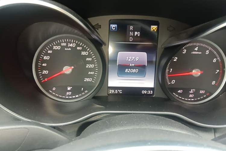 Used Mercedes-Benz C-Class 2016 C 200 Sport Edition Odometer Close Up
