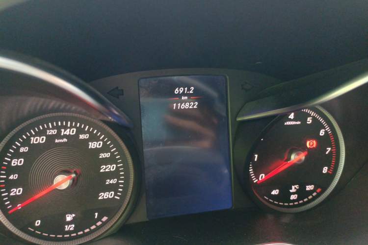 Used Mercedes-Benz C-Class 2016 C 200 Sport Edition Odometer Close Up