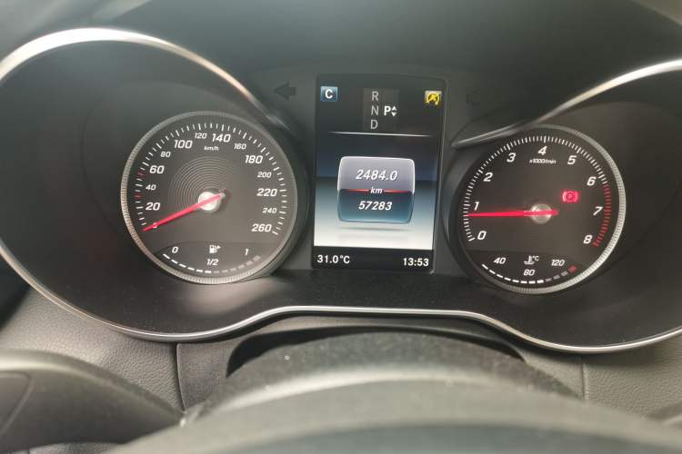 Used Mercedes-Benz C-Class 2016 C 200 L 4MATIC Sport Edition Odometer Close Up