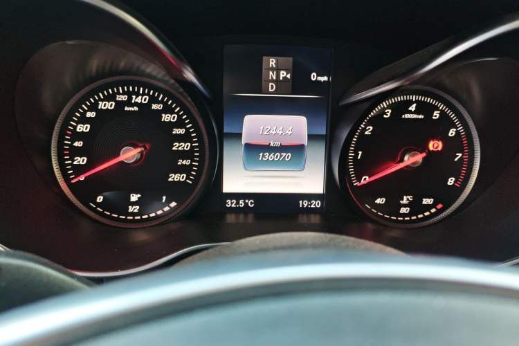Used Mercedes-Benz C-Class 2016 C 200 Sport Edition Odometer Close Up