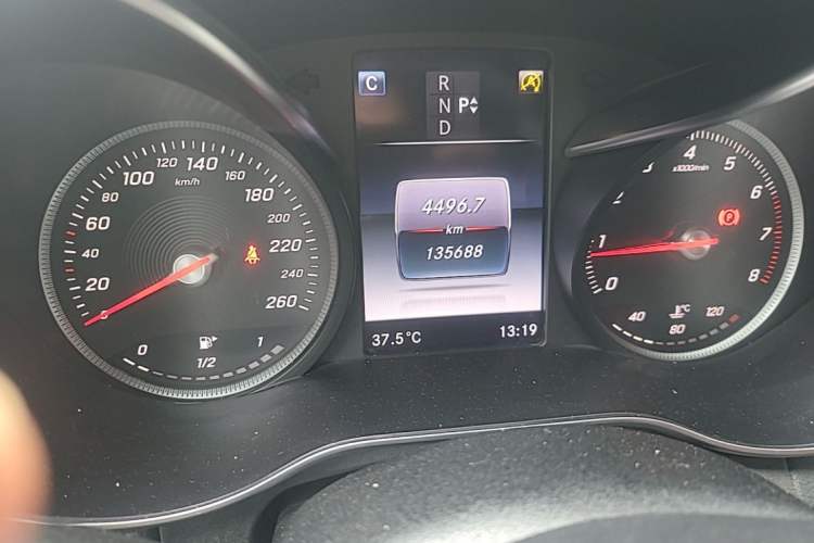 Used Mercedes-Benz C-Class 2016 C 200 Sport Edition Odometer Close Up