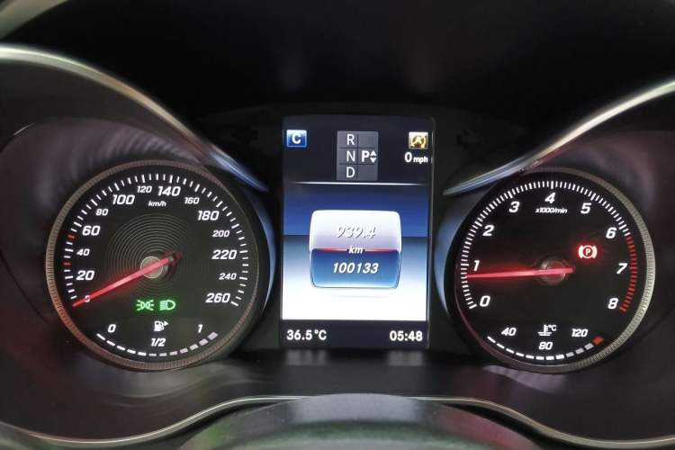 Used Mercedes-Benz C-Class 2016 C 200 Coupe Odometer Close Up