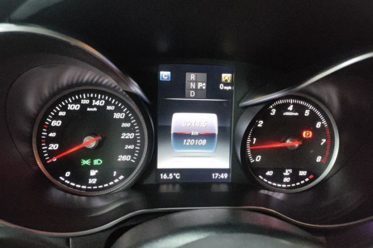 Used Mercedes-Benz C-Class 2016 C 200 Coupe Odometer Close Up