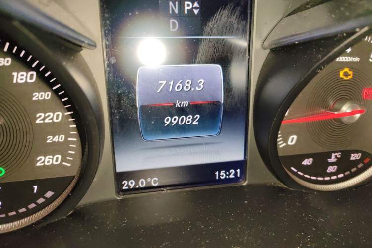 Used Mercedes-Benz C-Class 2016 C 200 Sport Edition Odometer Close Up