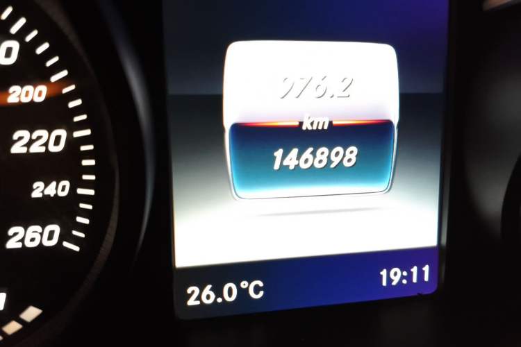 Used Mercedes-Benz C-Class 2016 C 200 L Sport Edition Odometer Close Up