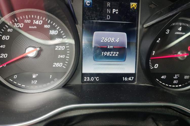 Used Mercedes-Benz C-Class 2016 C 200 Sport Edition Odometer Close Up