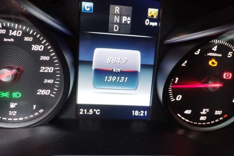 Used Mercedes-Benz C-Class 2016 C 200 Sport Edition Odometer Close Up