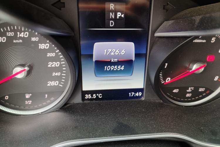 Used Mercedes-Benz C-Class 2016 C 200 Sport Edition Odometer Close Up