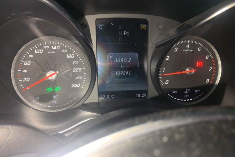 Used Mercedes-Benz C-Class 2016 C 200 Sport Edition Odometer Close Up
