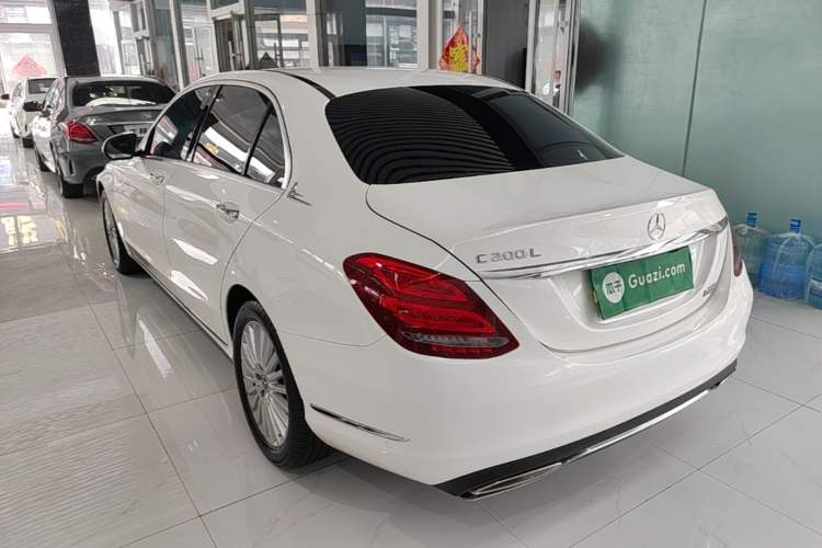 Used Mercedes-Benz C-Class 2016 C 180 L Rear Left 45 Deg