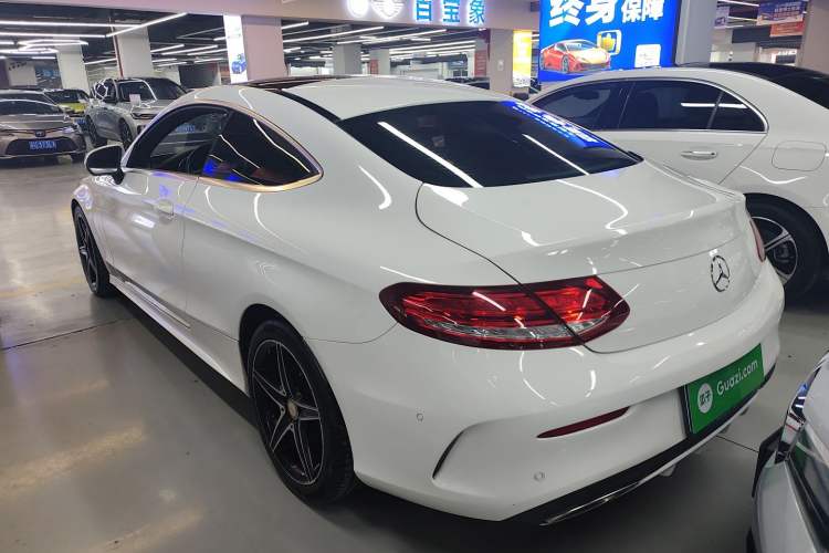 Used Mercedes-Benz C-Class 2016 C 200 Coupe Rear Left 45 Deg