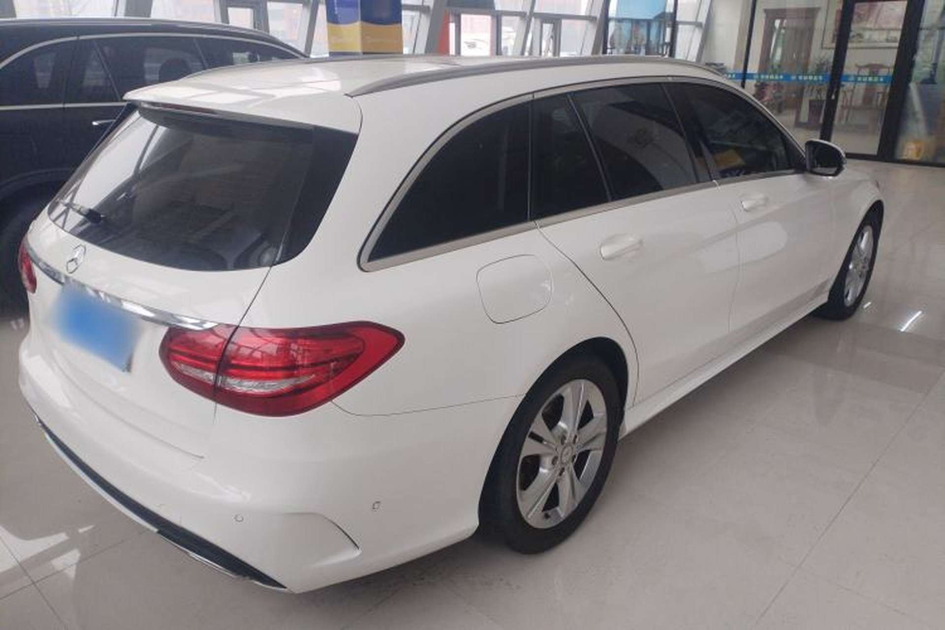 Used Mercedes-Benz C-Class 2016 C 180 Estate Rear Right 45 Deg
